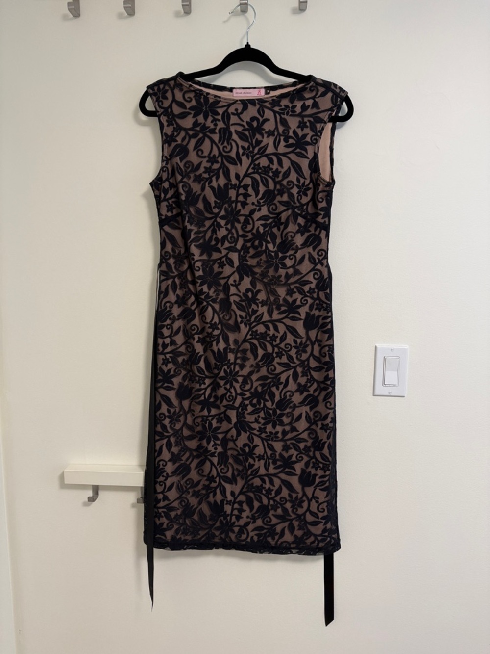 Sleeveless Black Lace Overlay Dress - Nude Lining